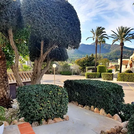 Carolinas Paradise Stunning With Golf Pool Views At Club