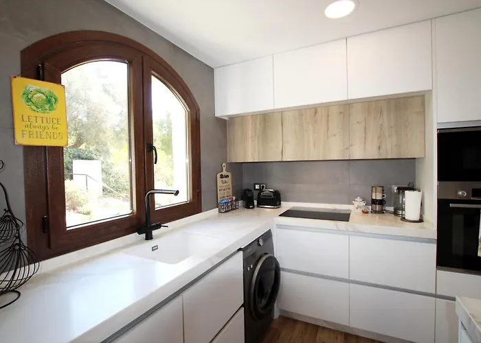 Feriehus Carolinas Paradise Stunning With Golf Pool Views At Club La Manga